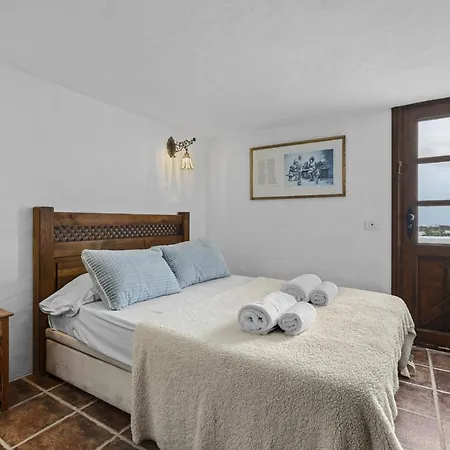 Casa El Burro Feriehus *